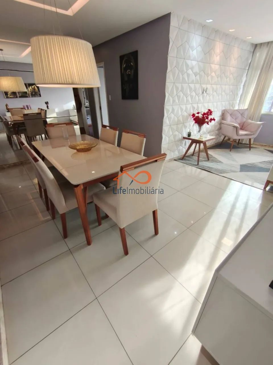 Apartamento mobiliado para alugar no Edifício Skorpios no Bairro Salgado Filho