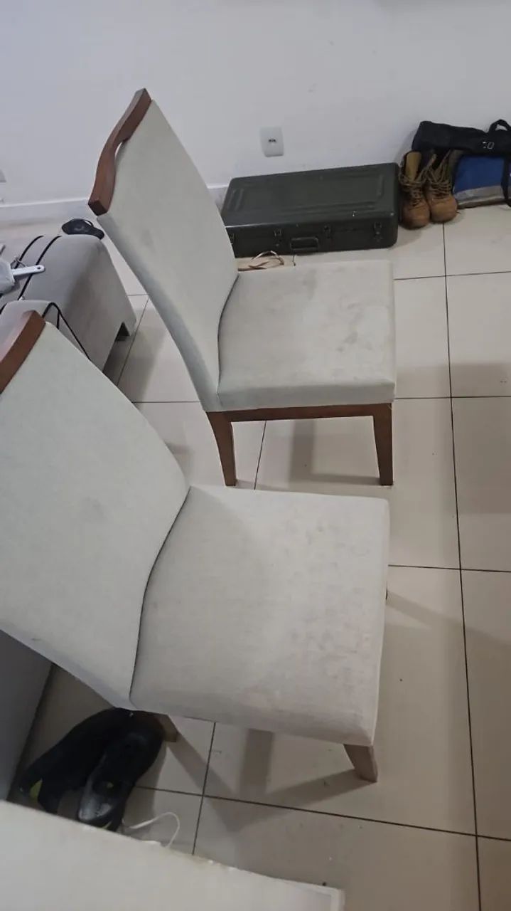 Mesa com 6 cadeiras 65704316731907121