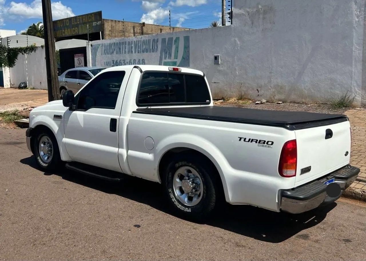 Ford F-250 XL 4.2 Turbo Diesel, foto 4 de 10