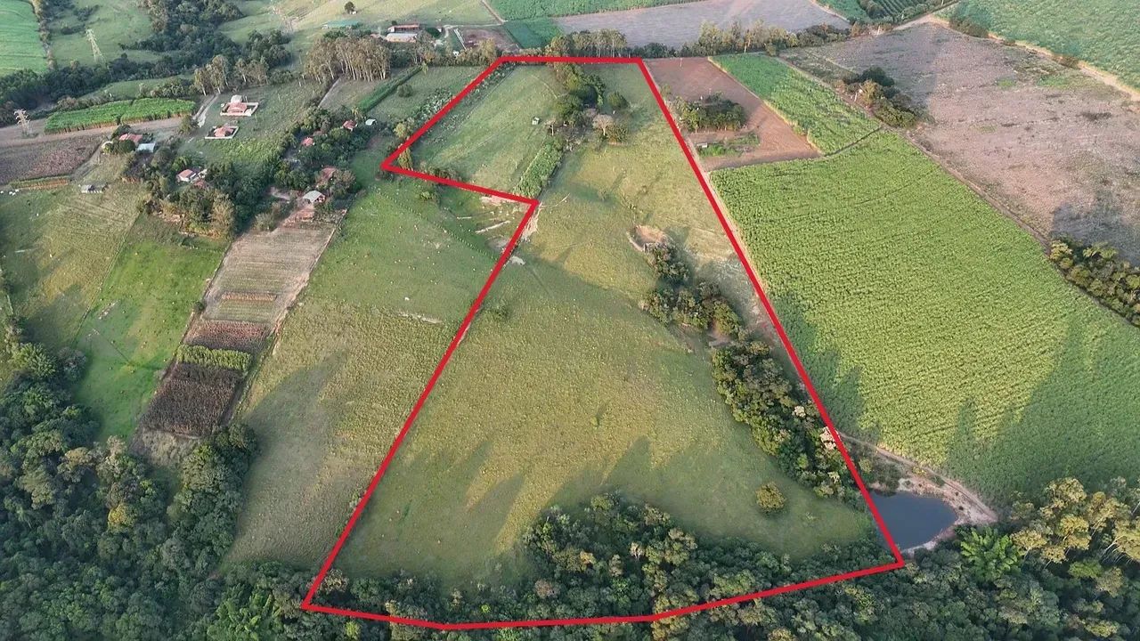 sitio com párea de 4,7 alqueires com ótima localização, e noa topografia - Foto 2