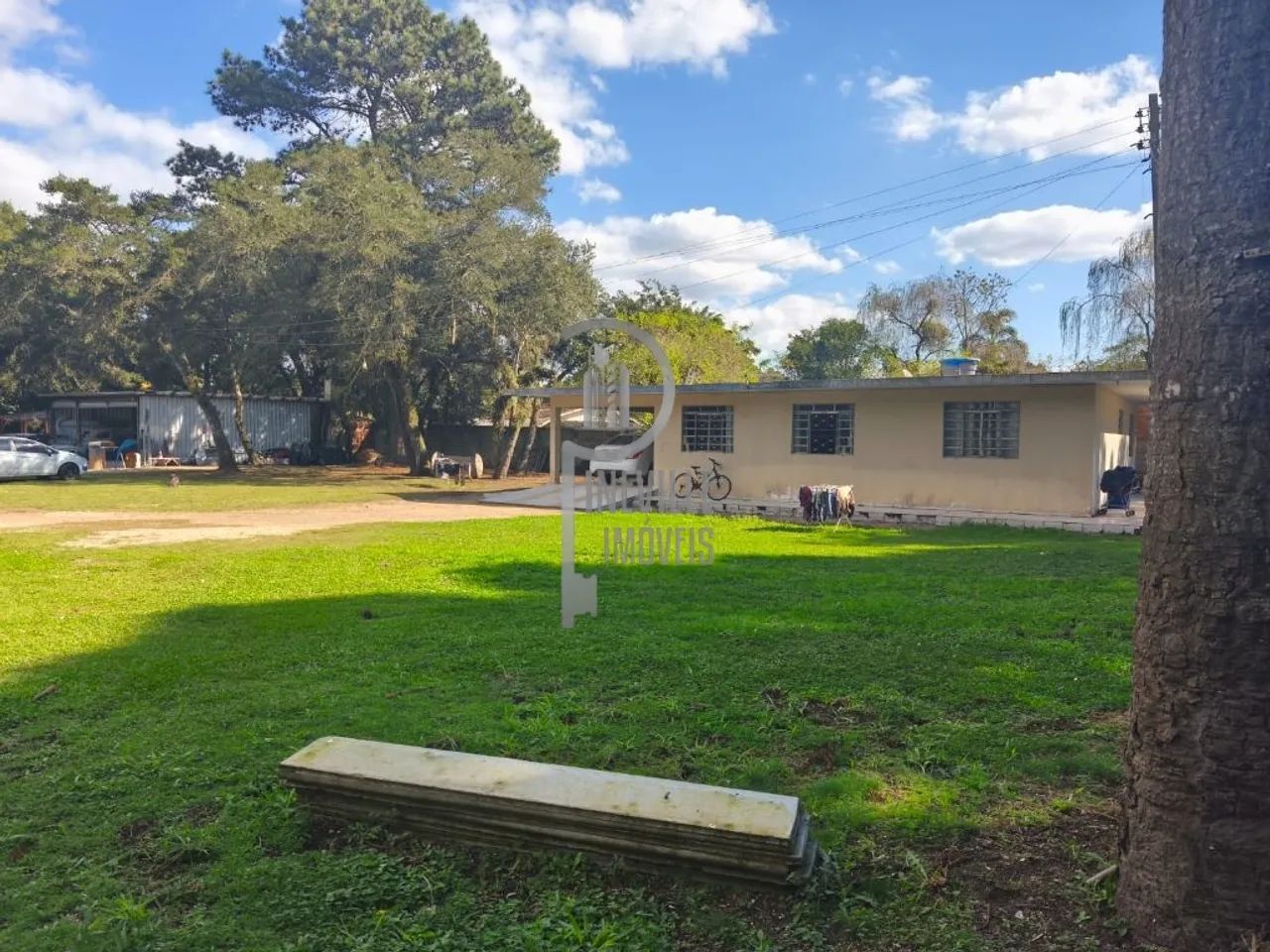 Área Comercial e Industrial com 12.323 m² e 2 Barracões no Bairro Umbará - Foto 5