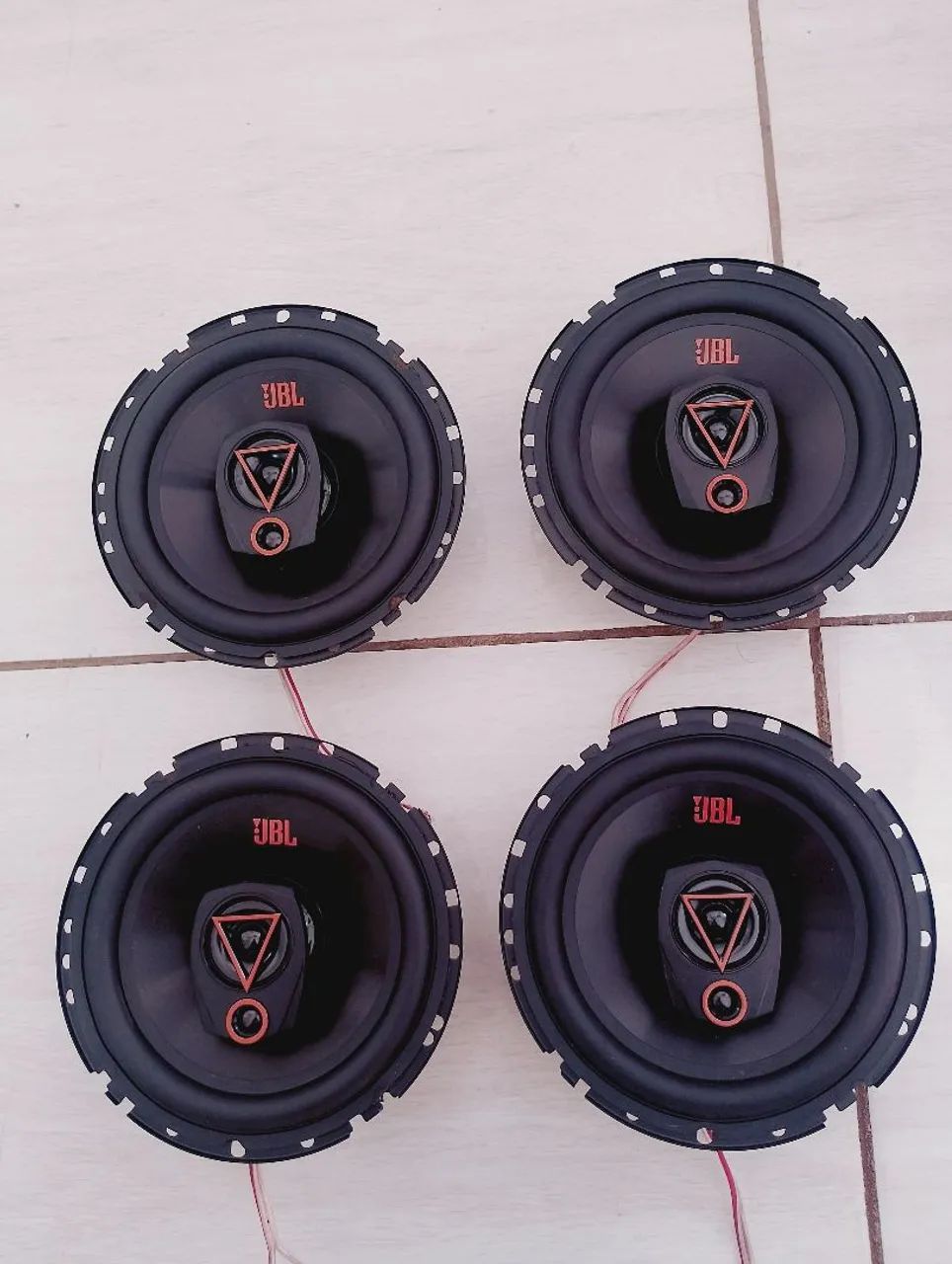 JBL 6 polegadas 80 RMS semi novo filé 
