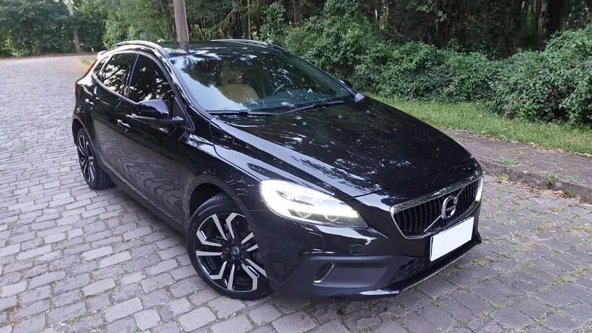 Volvo V40 V40 T-4 Cross Country 2.0 FWD Aut. 2017