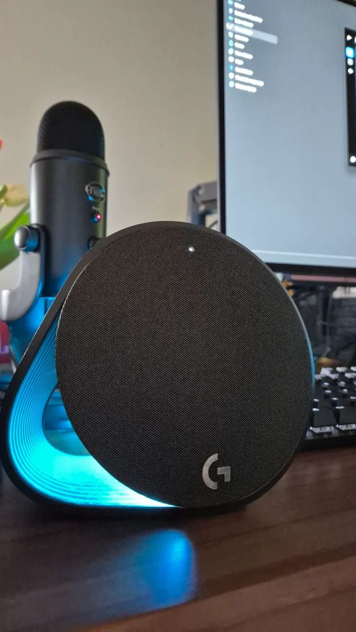 Caixa de som Logitech G560 2.1 Subwoofer Lightsync