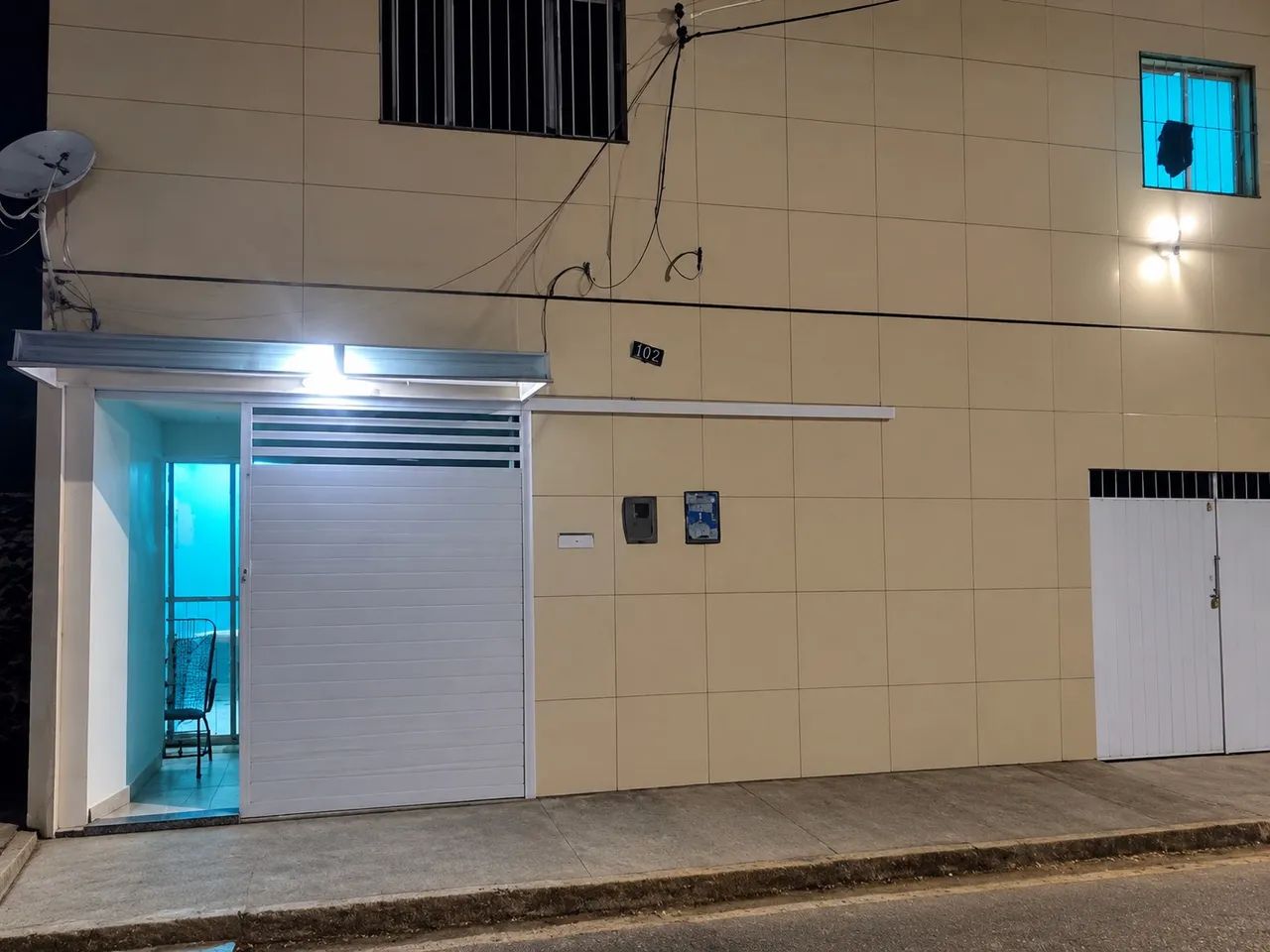 Aluga-se Casa 
