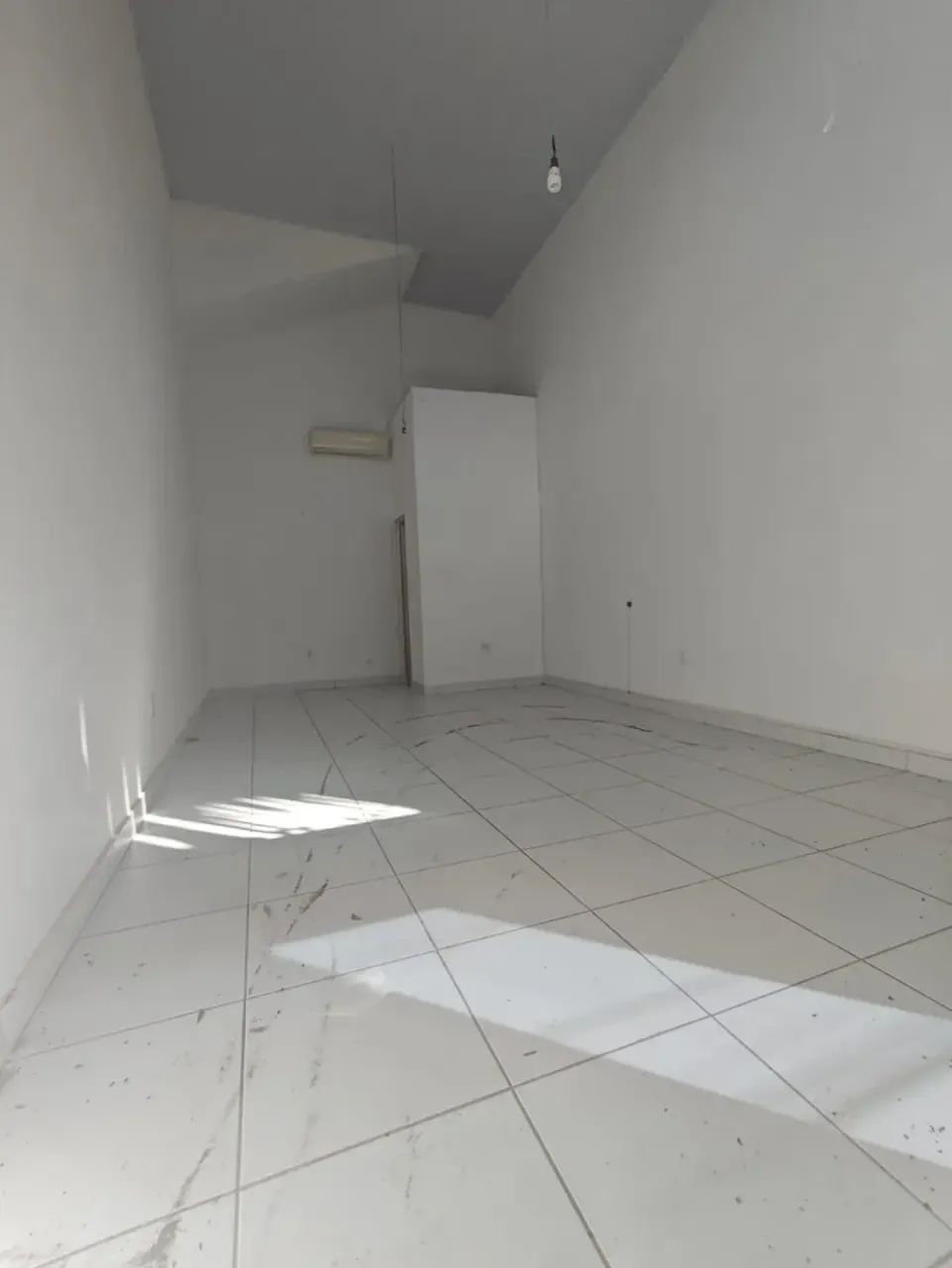 Ponto Comercial no Grã Duquesa em Av Veneza movimentada - Foto 3