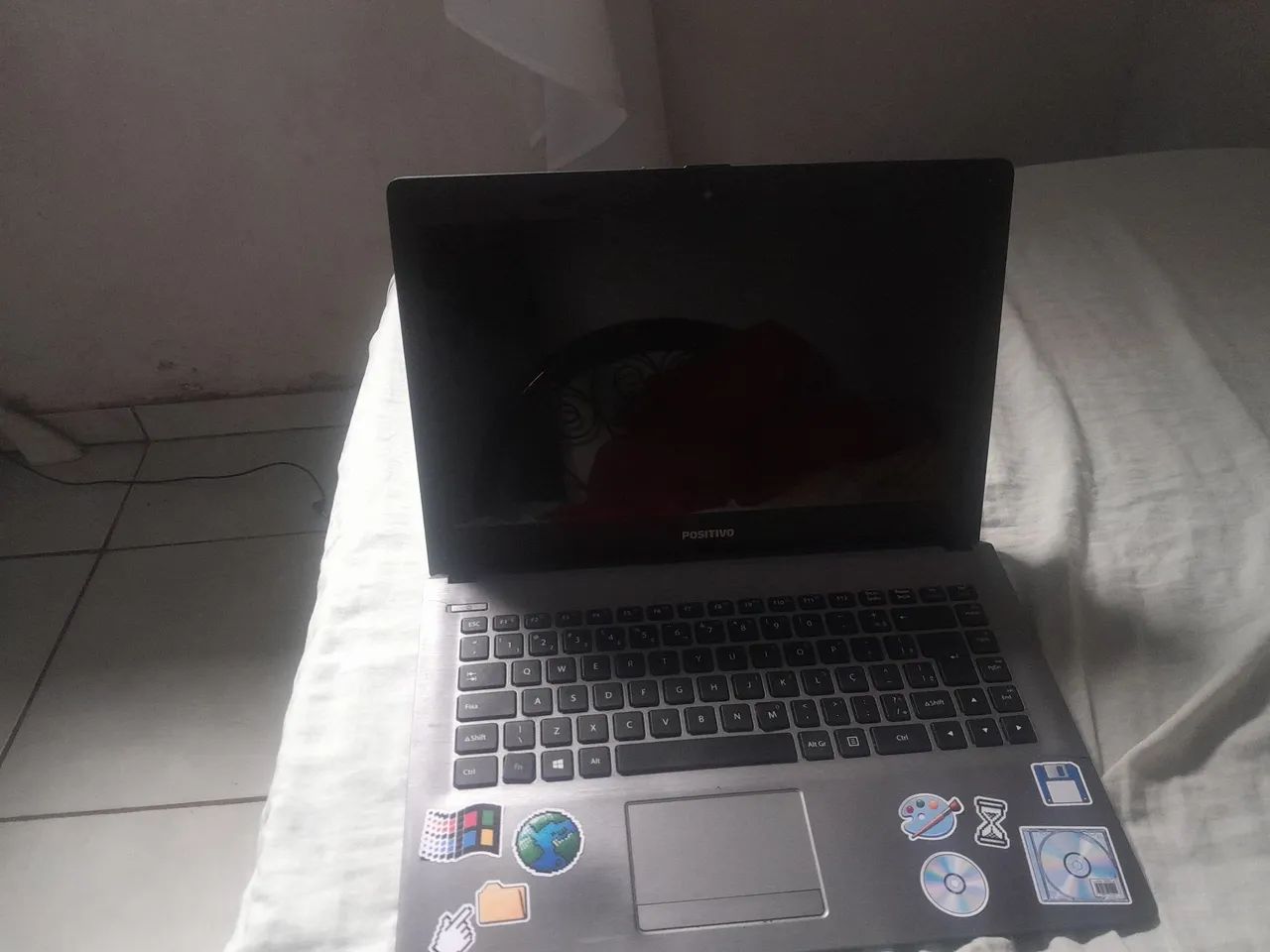 Vendo notebook Master n30i  - Foto 2