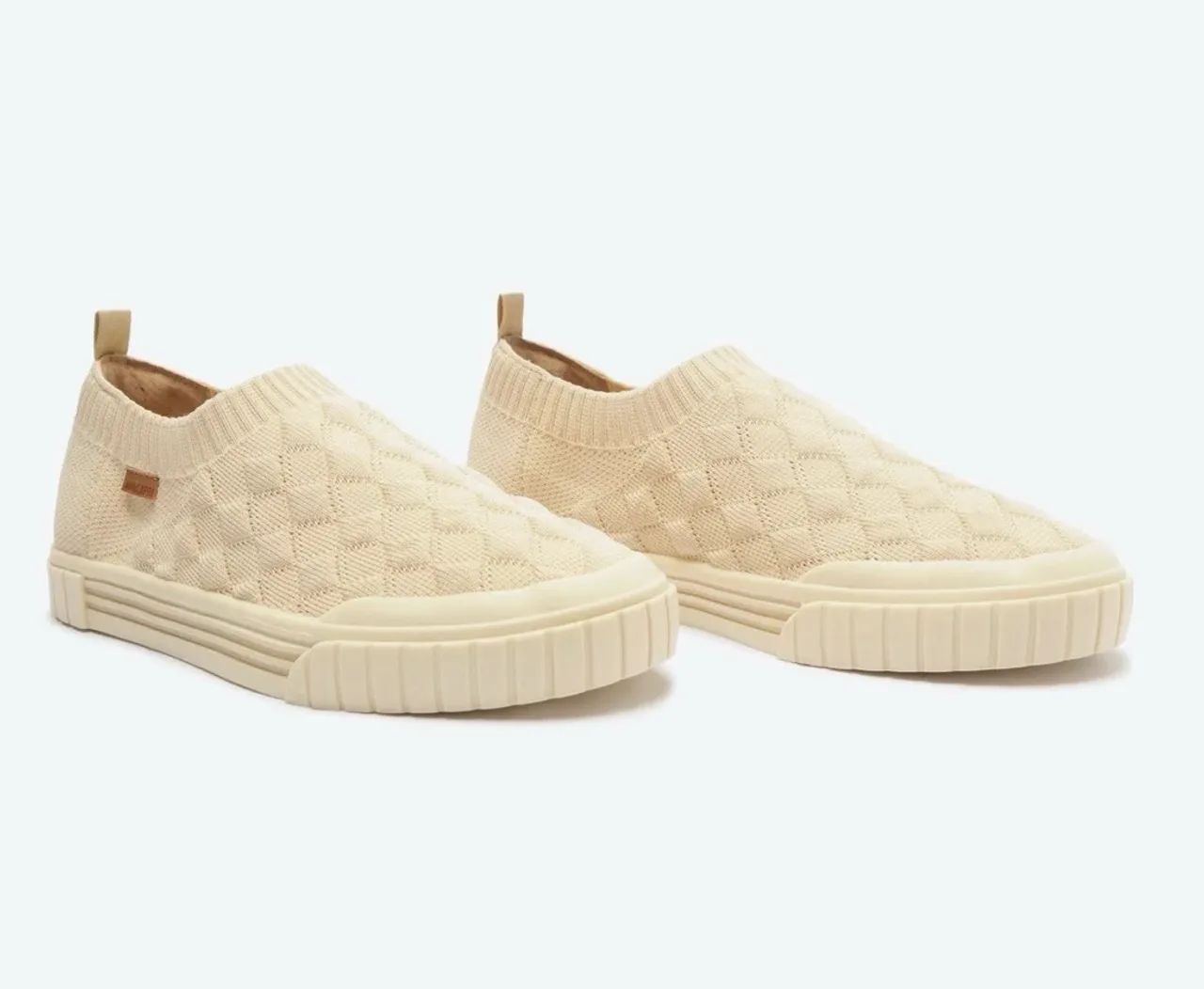 Tênis Slip On Knit Texturizado Bege (novo - comprei e perdi a data de devolução)