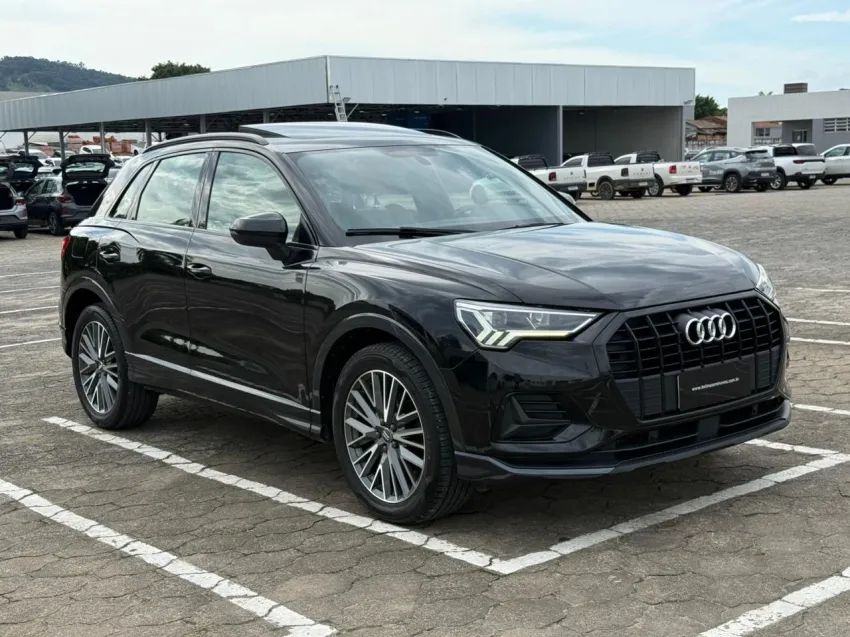 Audi Q3 1.4 TFSI/TFSI Flex S-tronic 5P 2021