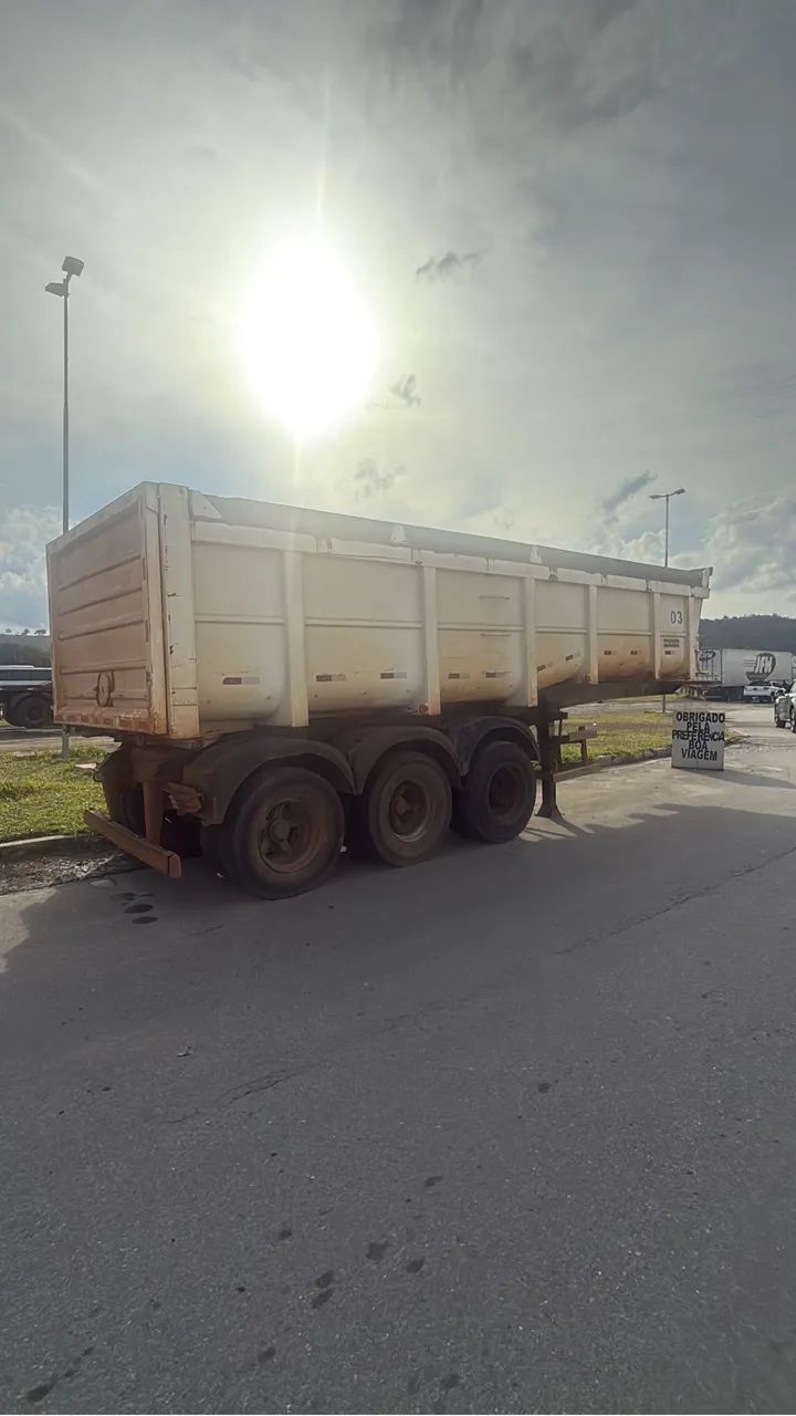 Carreta caçamba basculante - Foto 2