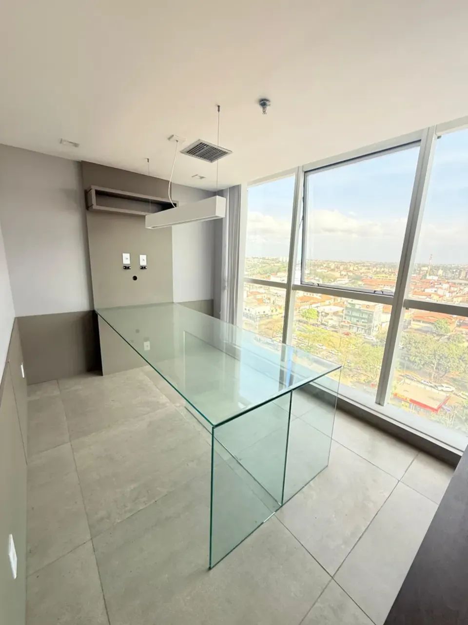 1 SALA PROJETADA NO CENTRO EMPRESARIAL SHOPPING DA ILHA!!