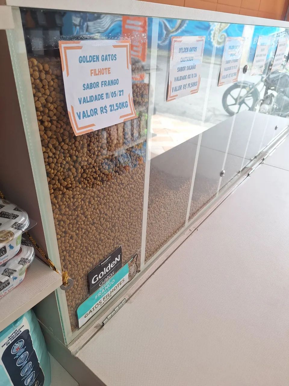 Dispenser de MDF para ração  - Foto 5