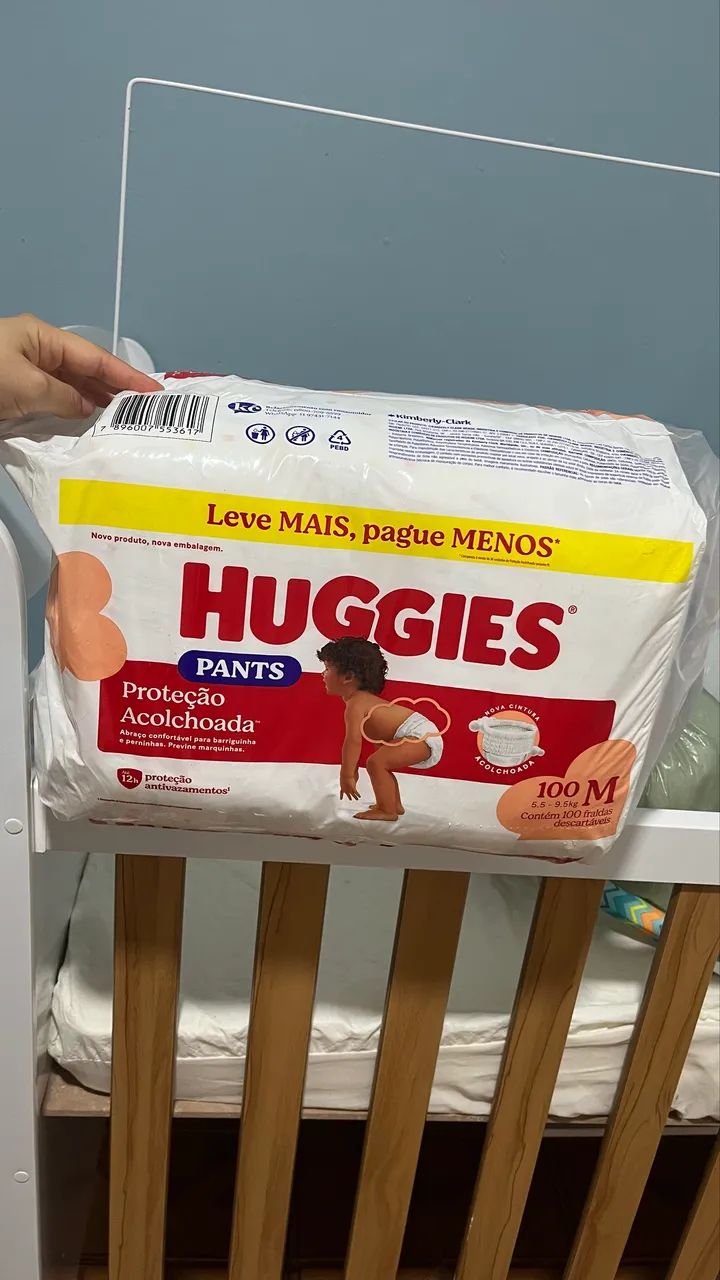 Fralda Huggles Pants 100 unidades M