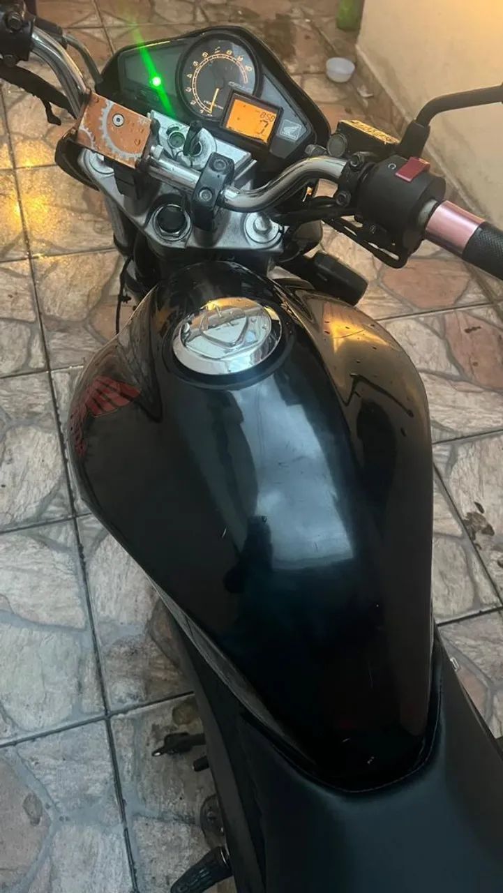 Cb 300 2011 