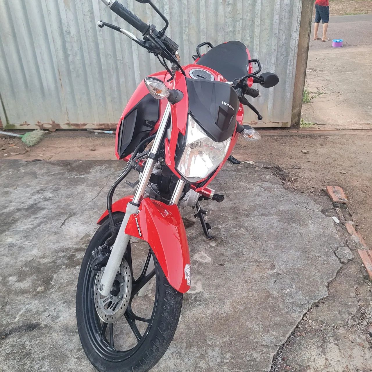 Moto em ótimo estado 