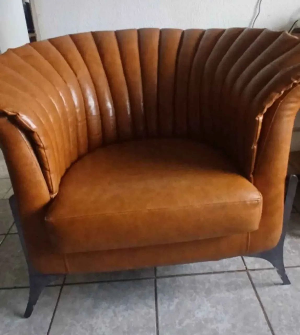 Poltrona de Couro Woen