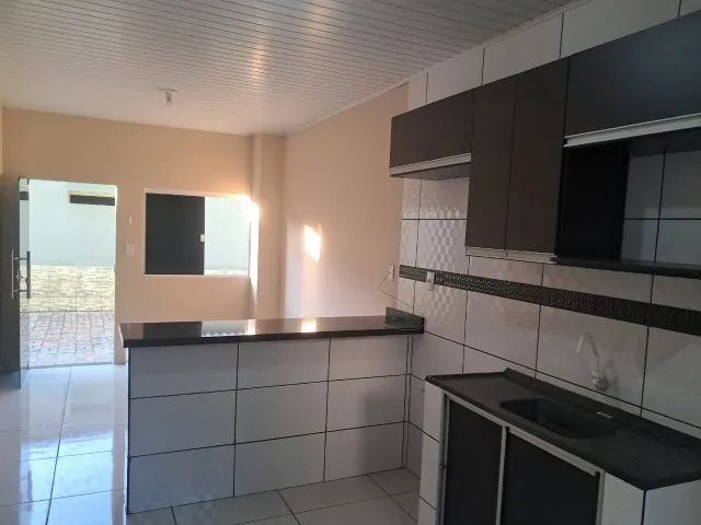 Alugo apartamento com 2 quartos, valor: 1300, Telefone para contato: *(Ermeson).