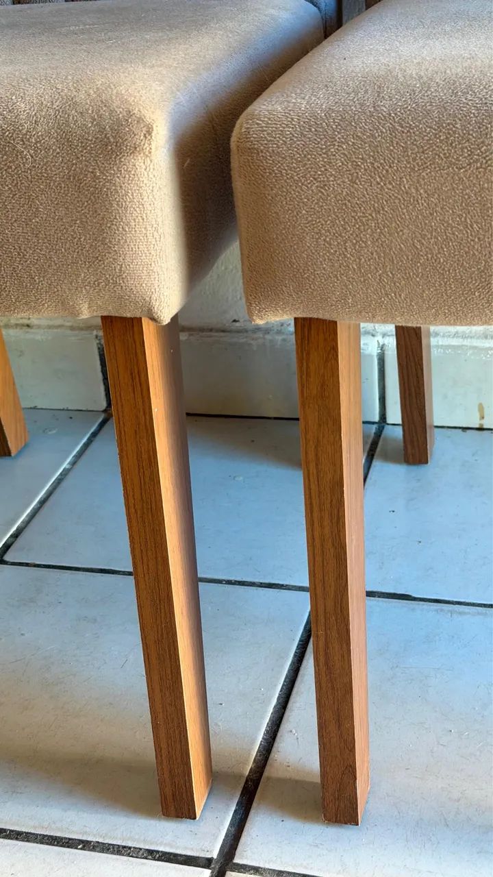 4 Cadeiras novas cada 75,00 $ - Foto 2