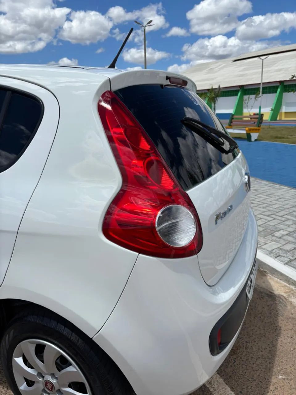 Fiat Palio Attractive 1.0 EVO Fire Flex 8V 5P 2016 - Foto 4