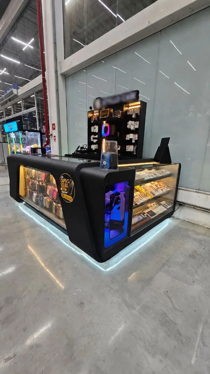 Quiosque em Grande  Supermercado <br>Vendo quiosque de acessórios completo