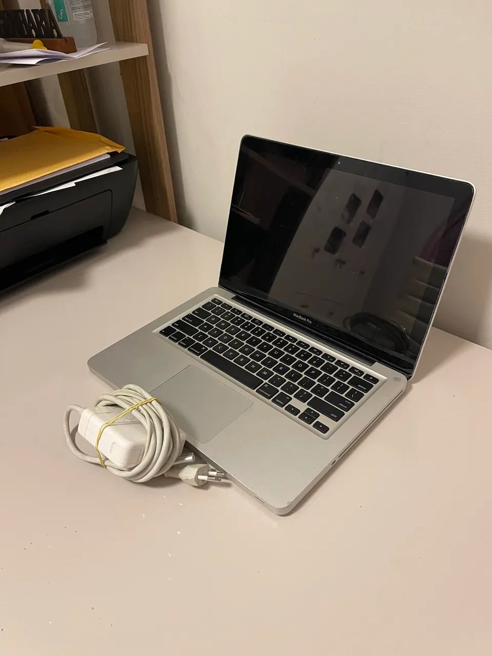 MacBook Pro Cinza - Excelente Estado - Não Liga (Possível Bateria) - Foto 4