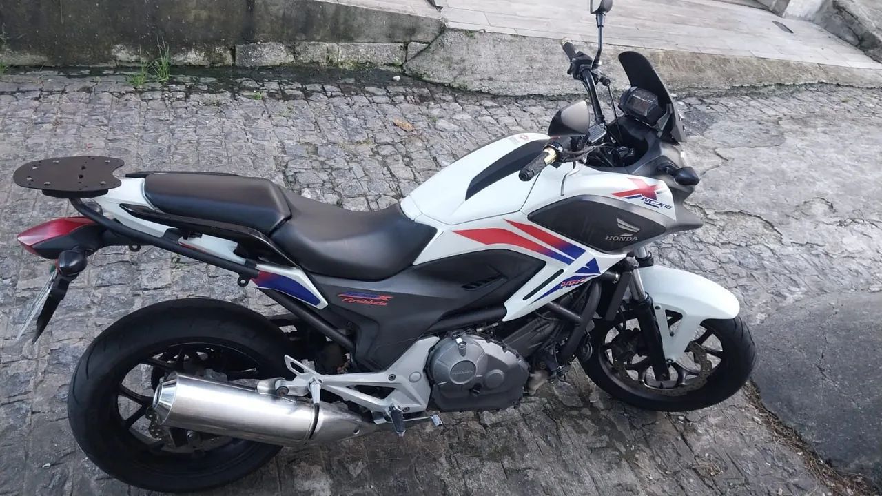 NC 700X 2014 Fireblade Edition  - Foto 3