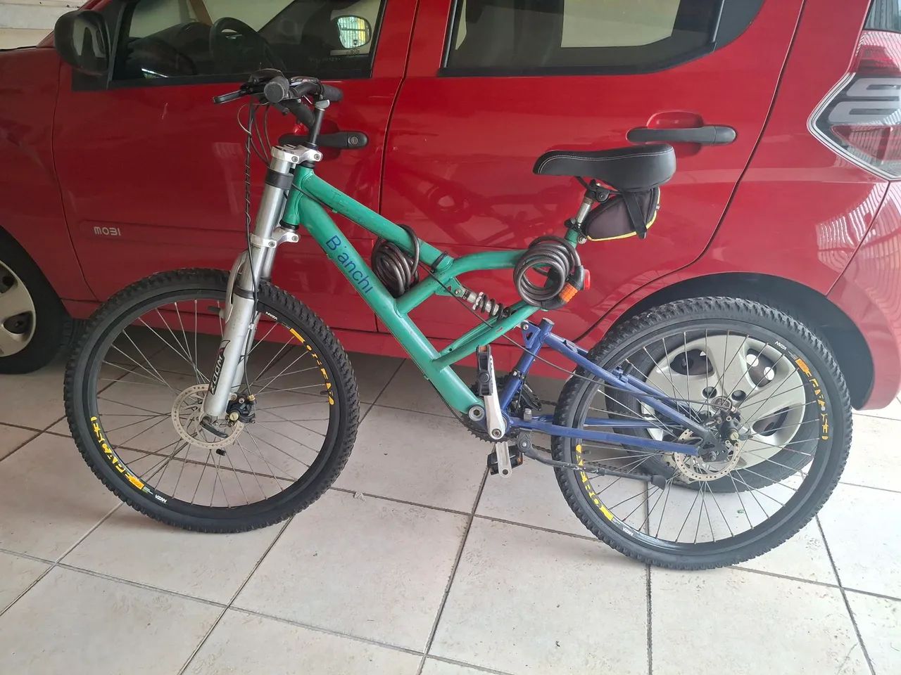 Vende-se BICICLETA seminova, e. Ótimo estado  - Foto 5