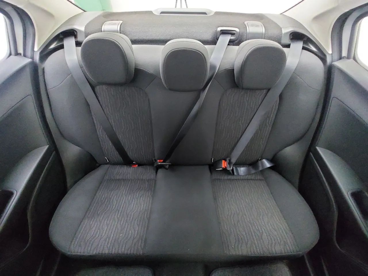 Fiat Cronos DRIVE 1.3 8V Flex, foto 18 de 18