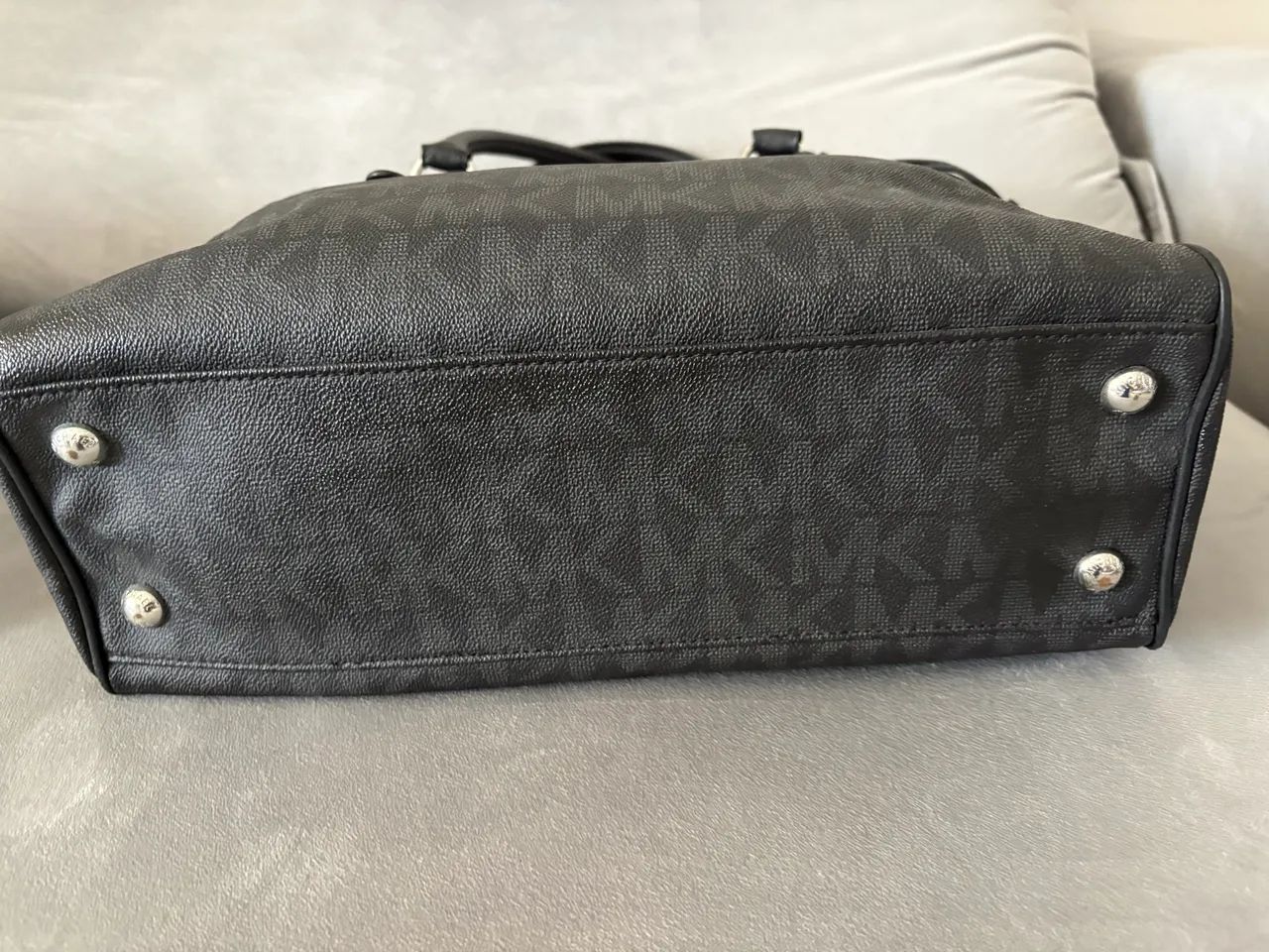 Bolsa Michel Kors original preta  - Foto 5