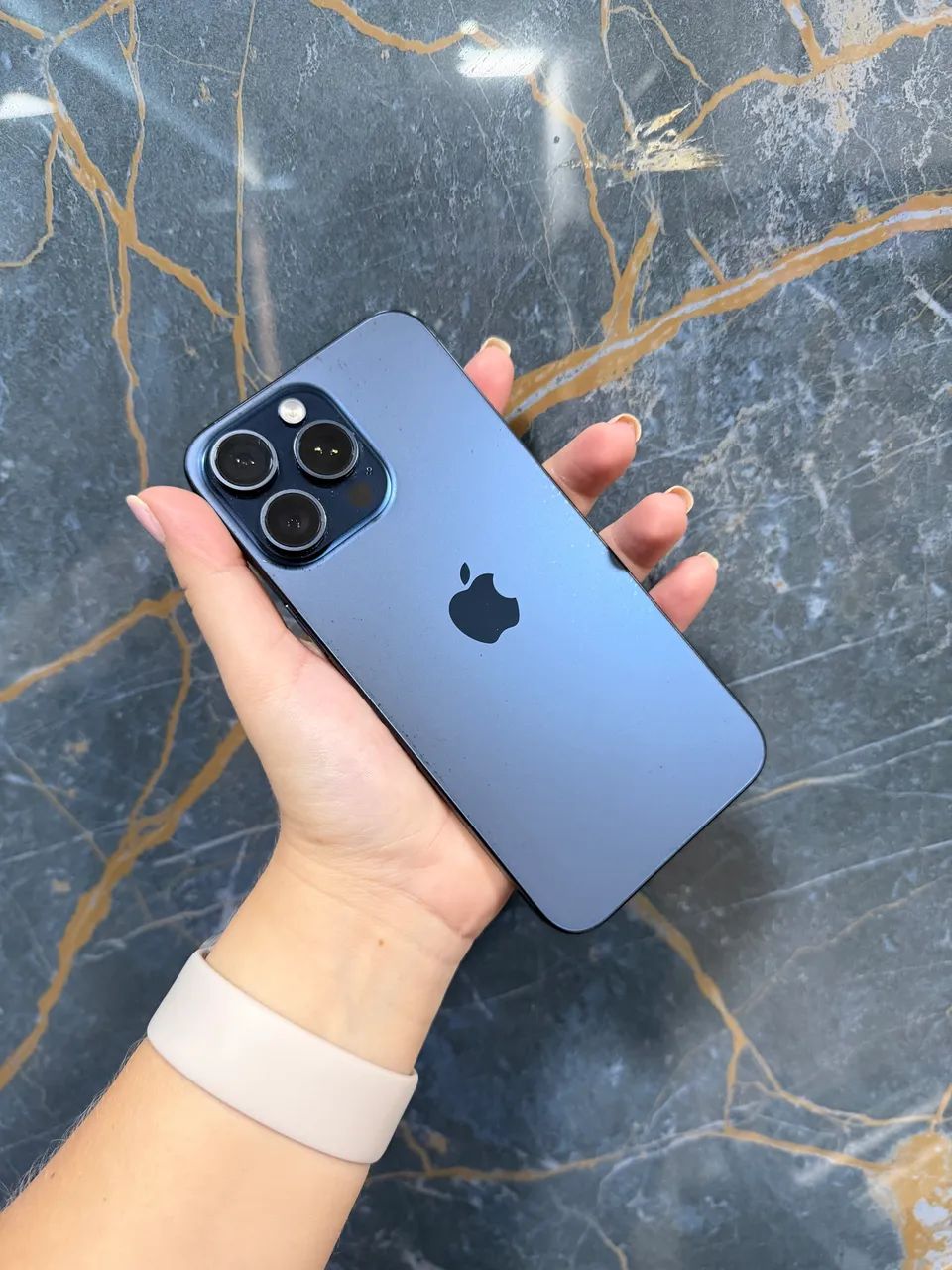 Iphone 15 Pro Max 256gb Azul (seminovo)