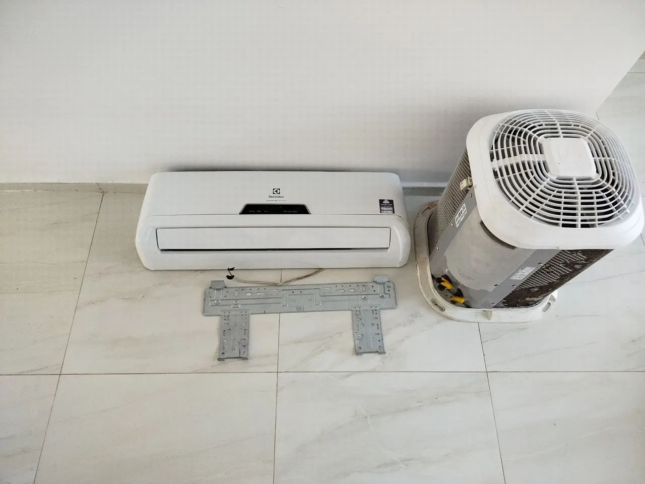 Ar condicionado (usado com defeito E5)