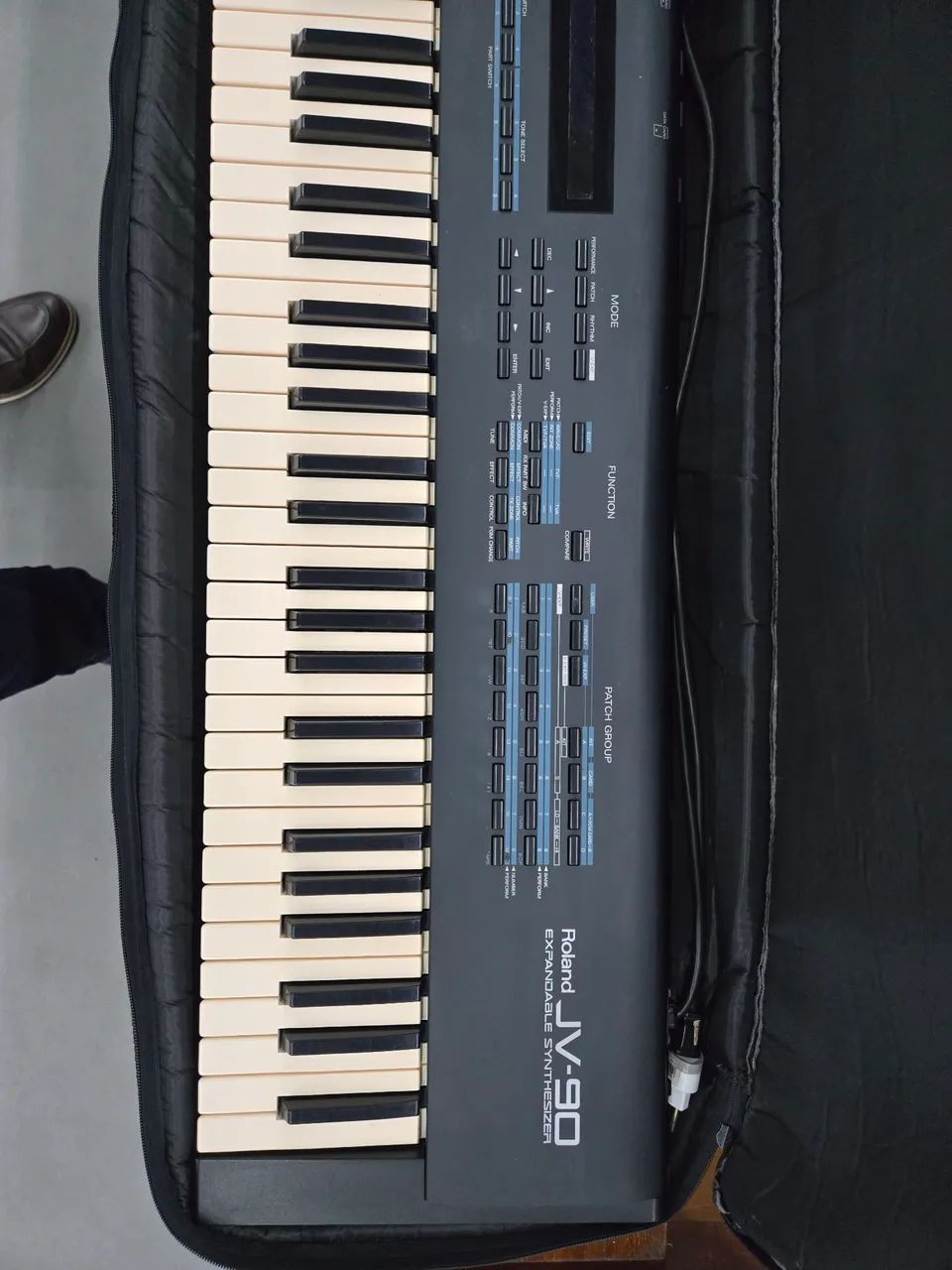 Roland JV90 + Bag - Foto 3