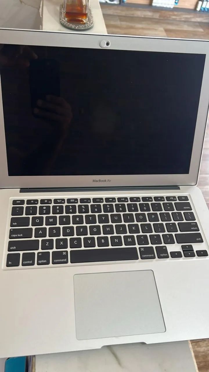 MacBook Air 2017 Core I5 256 GB 8GB RAM TELA de 13.3 - Notebooks
