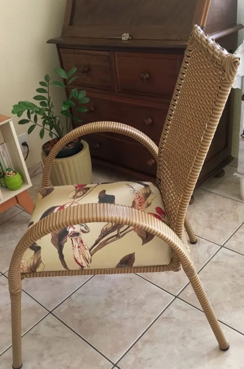 Móvel Decorativo 456503402284994560