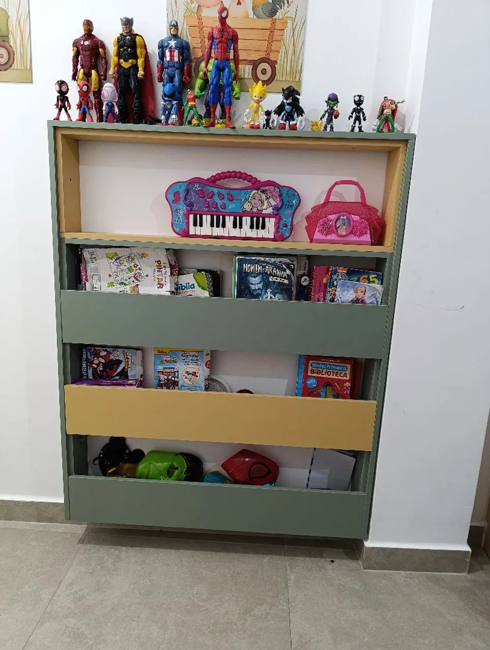 Cômoda infantil planejada + estante de brinquedos - Foto 2