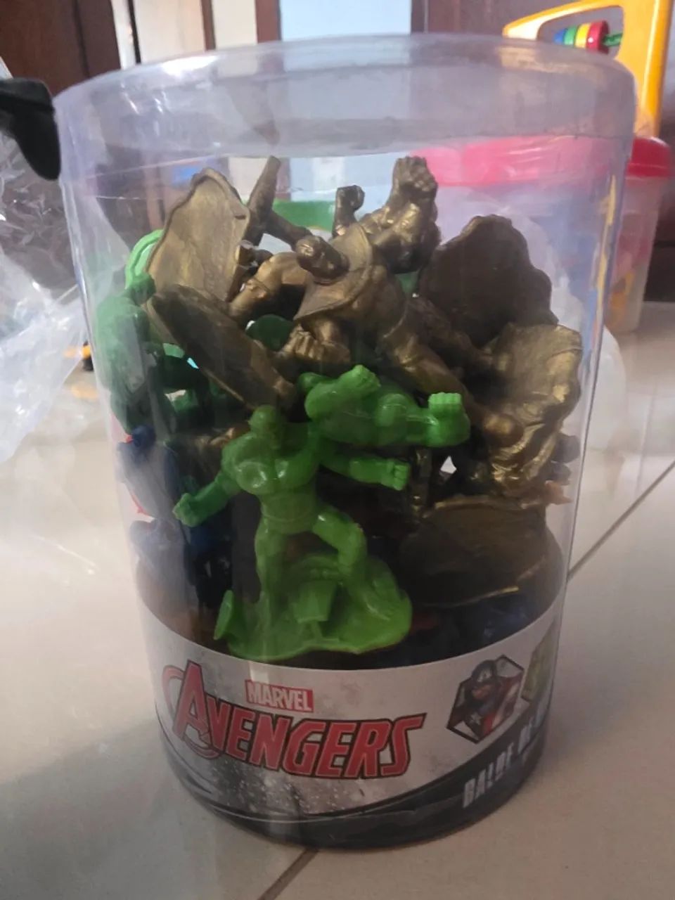 Mais 40 miniaturas bonecos marvel avengers