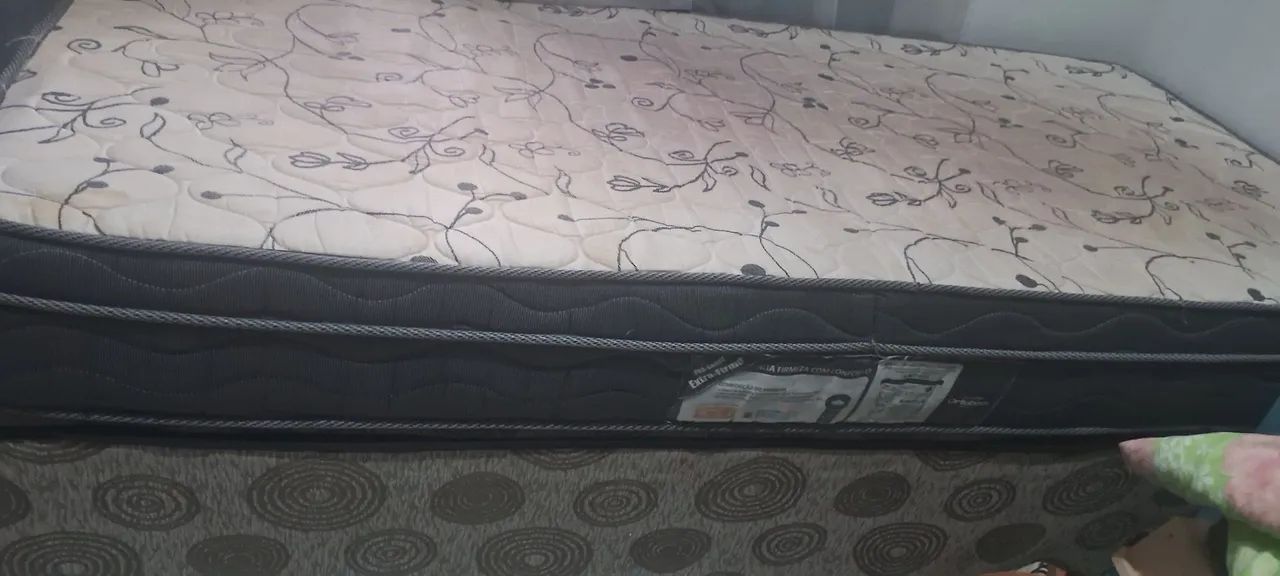 Cama box solteiro com colchão 