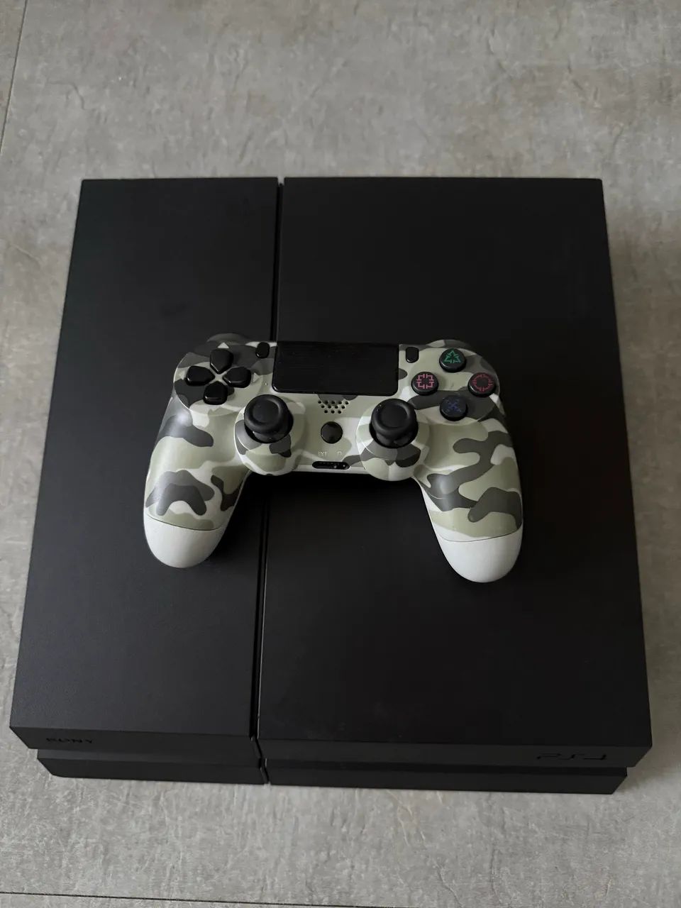 PS4 + 18 Jogos