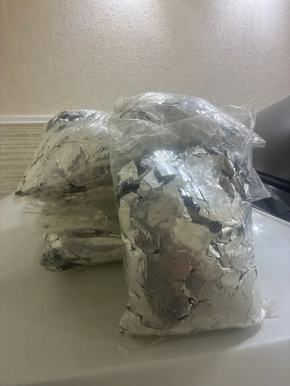 Pacote de papel prateado de 1 kg para máquina de chuva de prata  total de 9 kilos 