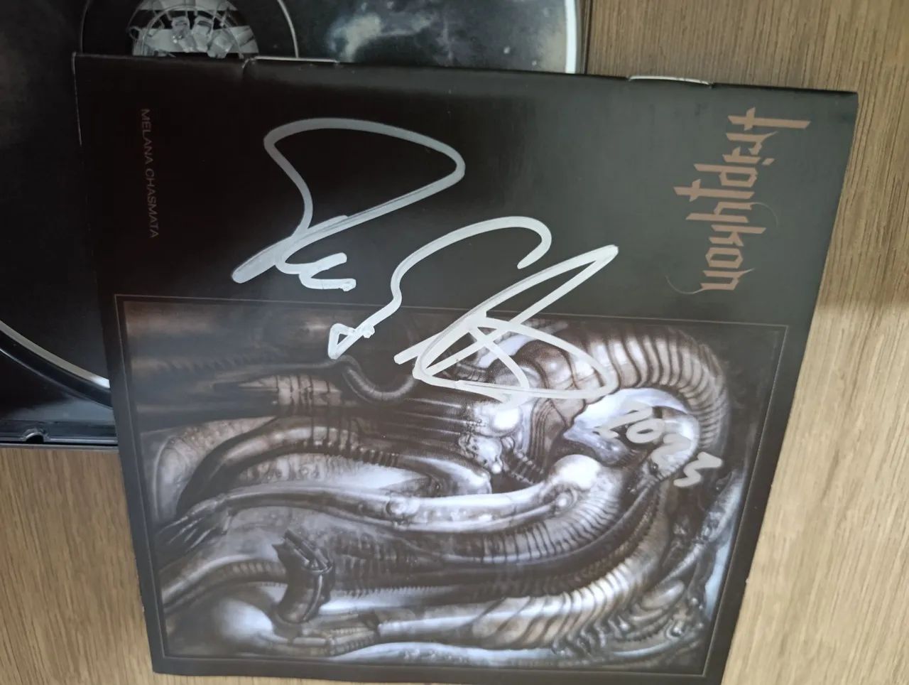 CD Triptykon Autografado Tom Warrior Hellhammer Celtic Frost - Foto 2