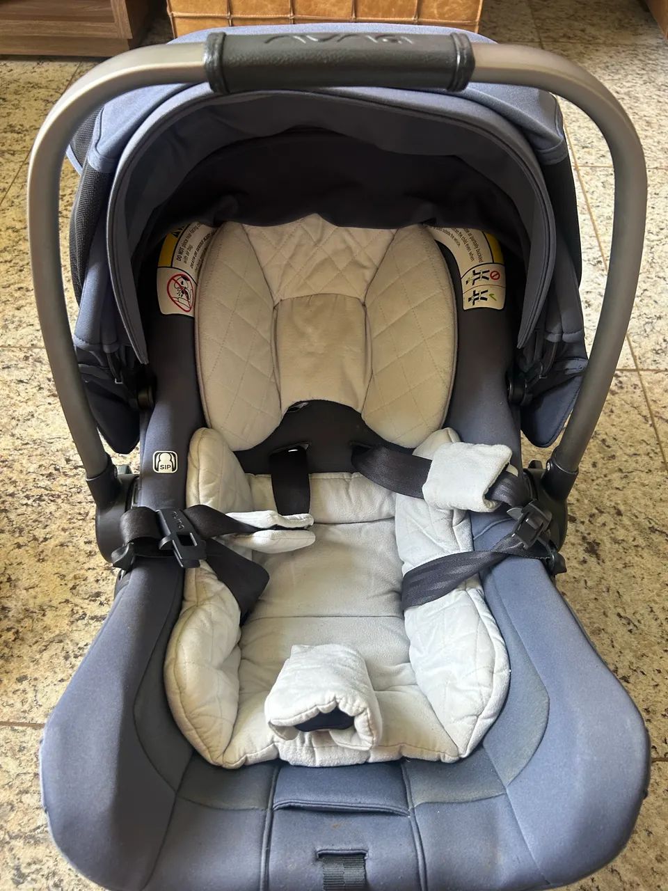 Bebê conforto mais leve: Nuna light Pipa  - Foto 3
