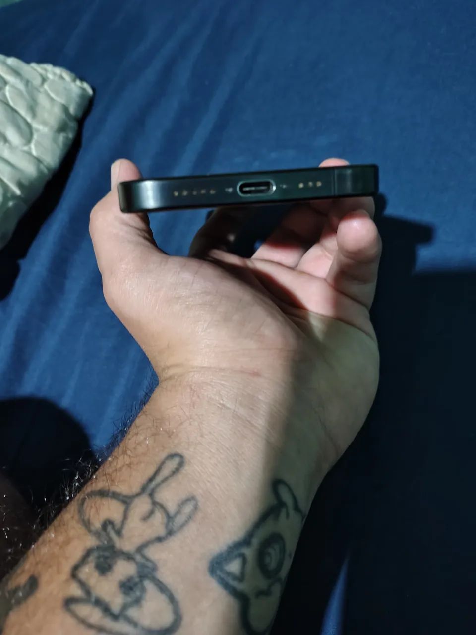 iPhone 15 pro 256gb com 86% em excelente estado de conservação  - Foto 2