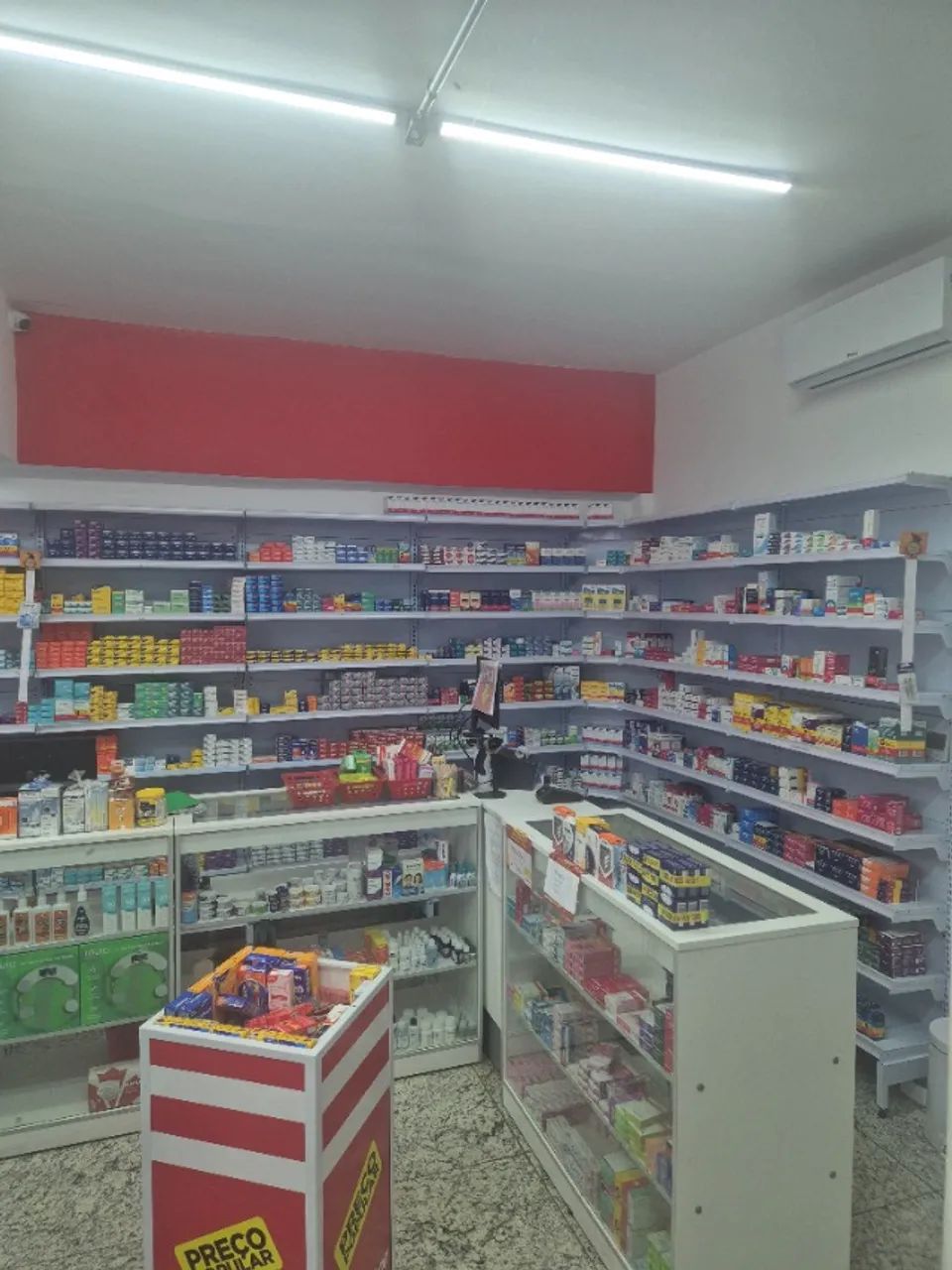 Passo Farmacia completa ou só móveis  - Foto 6