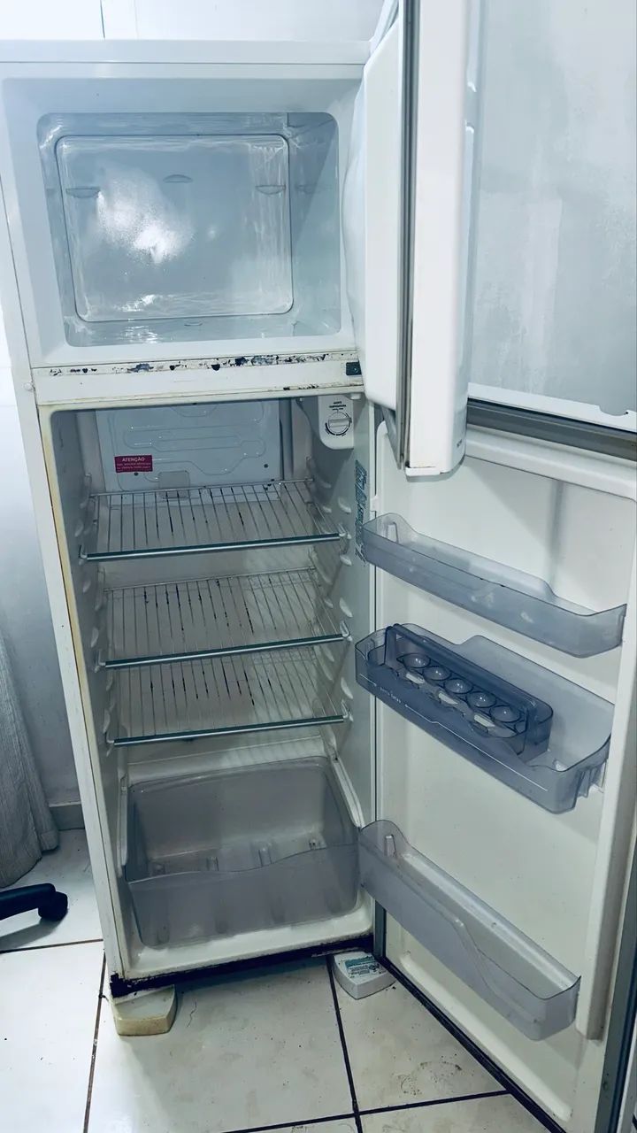 Vendo geladeira  - Foto 2