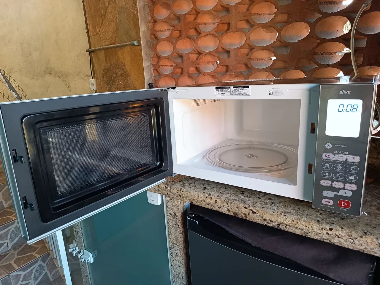 Microondas Brastemp espelhado 31L - Foto 5