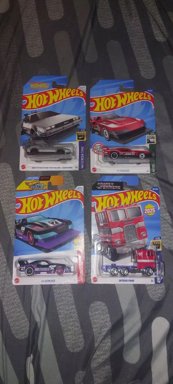 Carrinhos hotwheels 