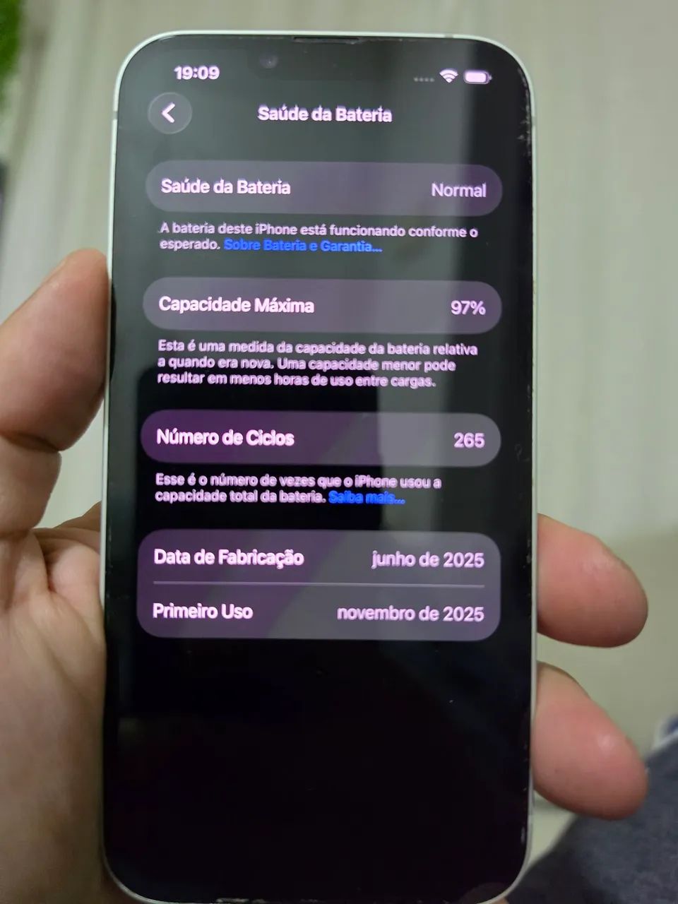 Iphone 16e semi novo 128gb. - Foto 3