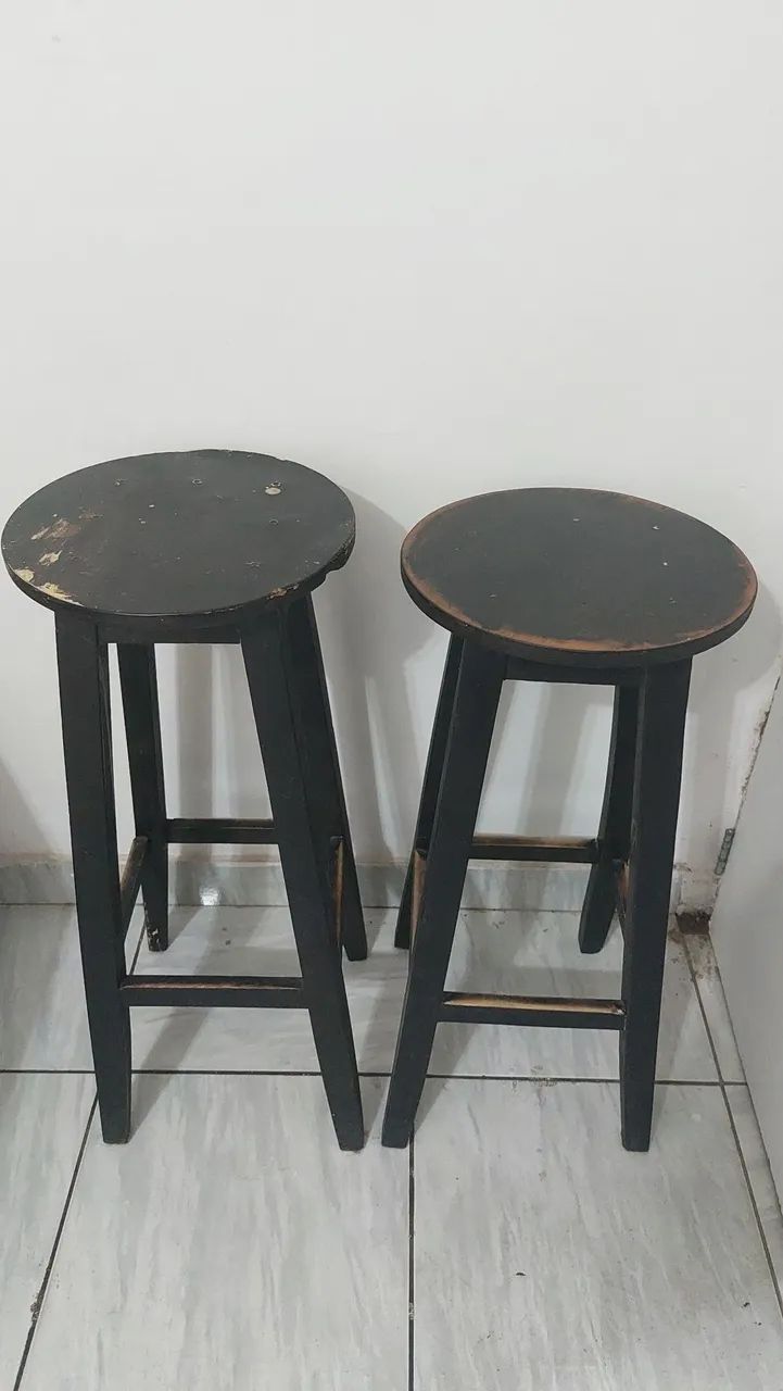 2 bancos de madeira