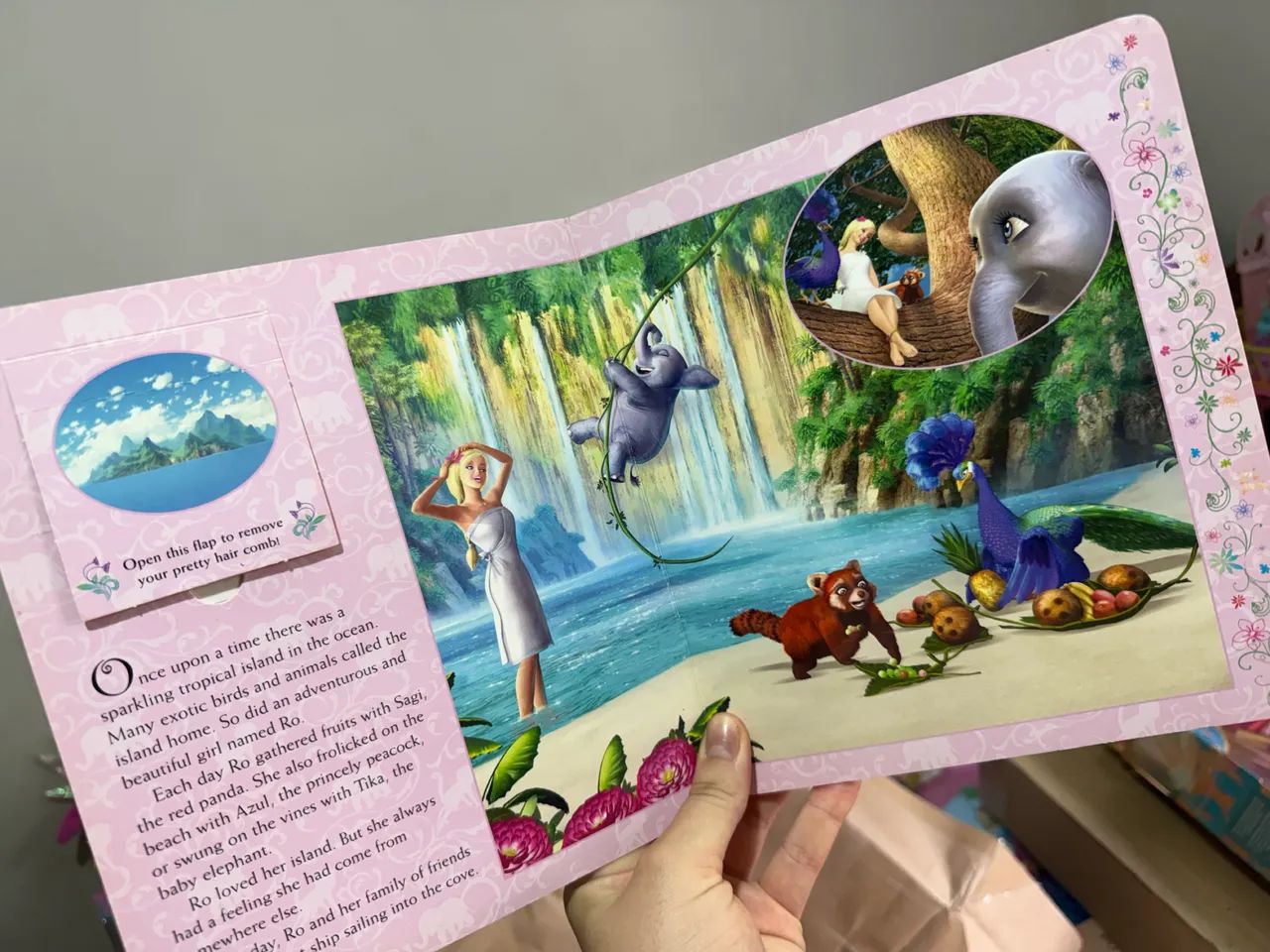 Livro barbie princesa da ilha - Foto 2