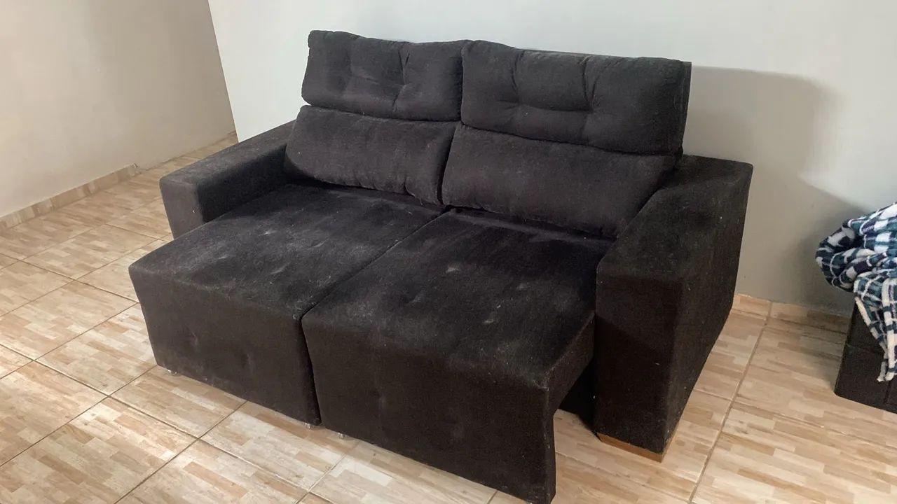 Sofá  reclinável  semi novo 